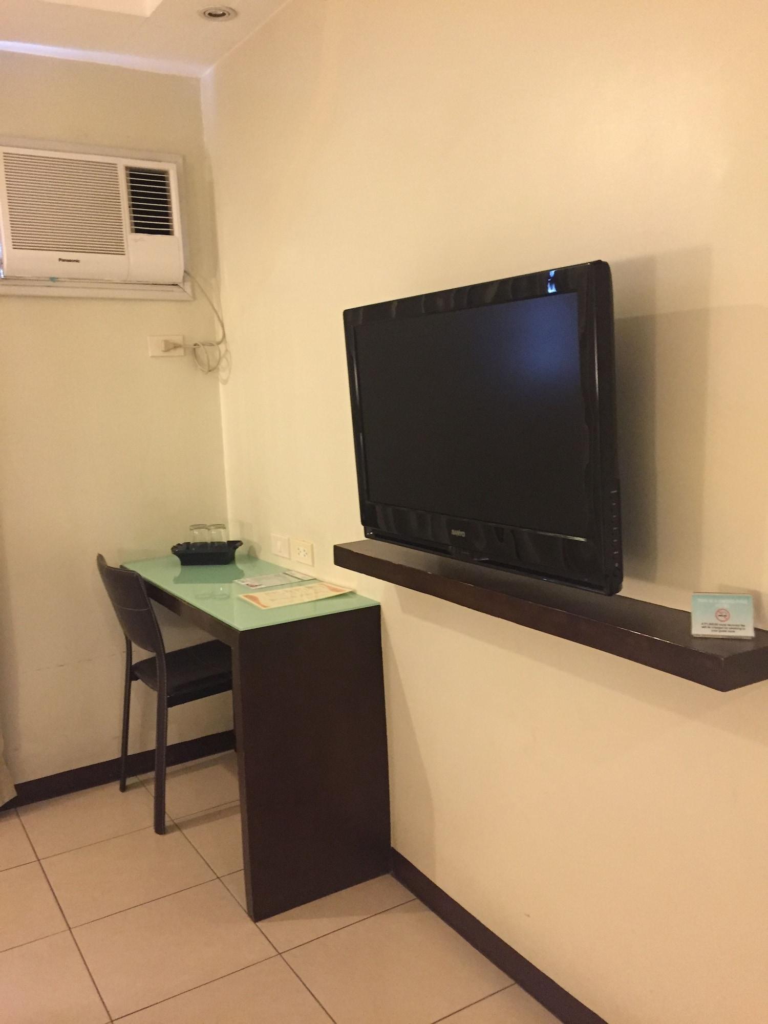 Circle Inn - Iloilo City Center Zewnętrze zdjęcie