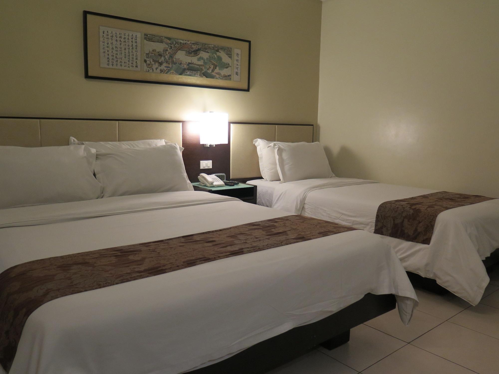 Circle Inn - Iloilo City Center Zewnętrze zdjęcie