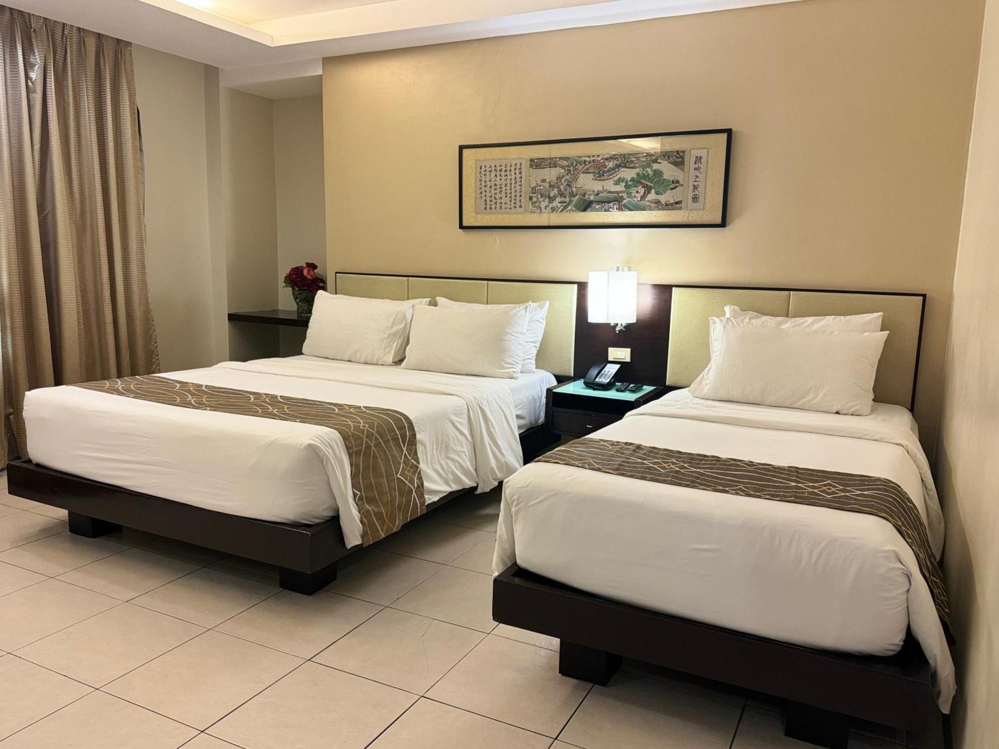 Circle Inn - Iloilo City Center Zewnętrze zdjęcie