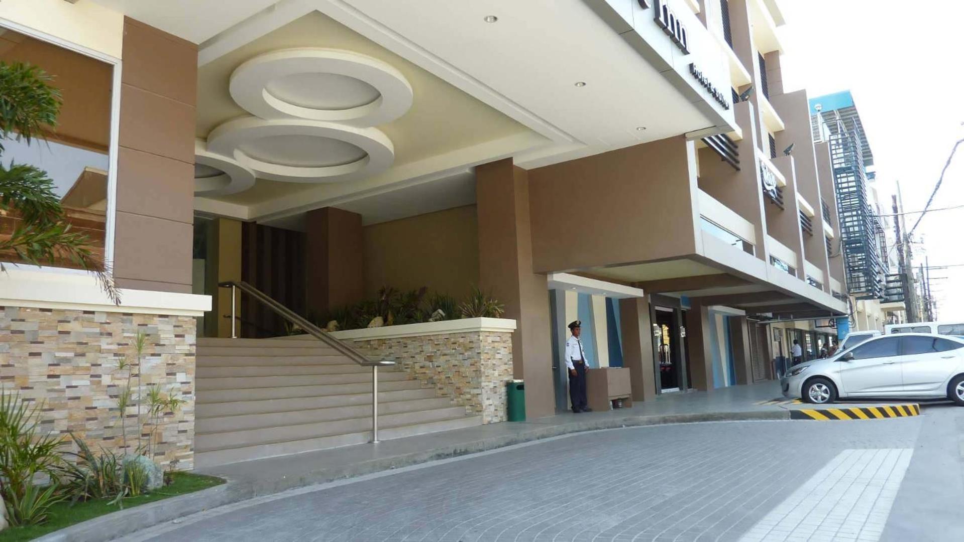 Circle Inn - Iloilo City Center Zewnętrze zdjęcie