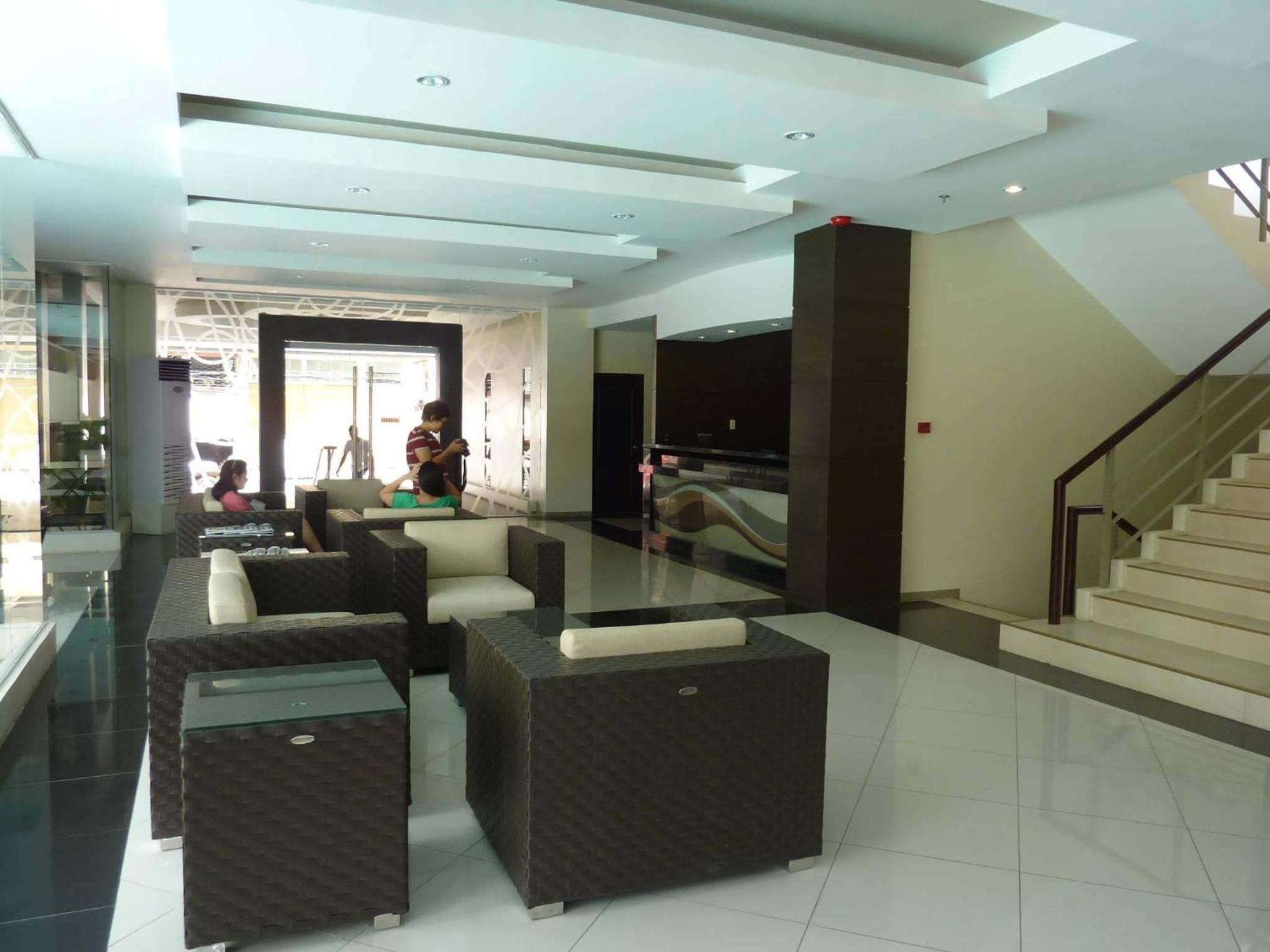 Circle Inn - Iloilo City Center Zewnętrze zdjęcie