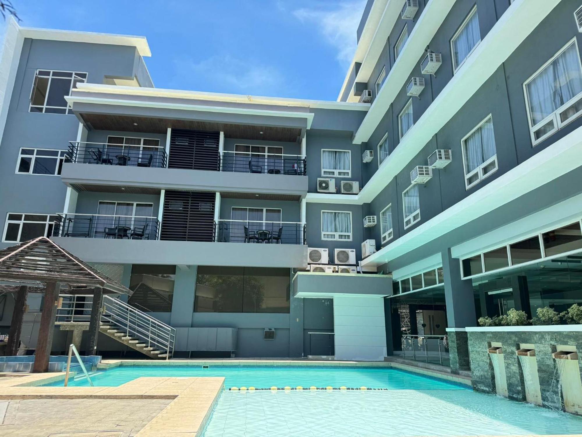 Circle Inn - Iloilo City Center Zewnętrze zdjęcie